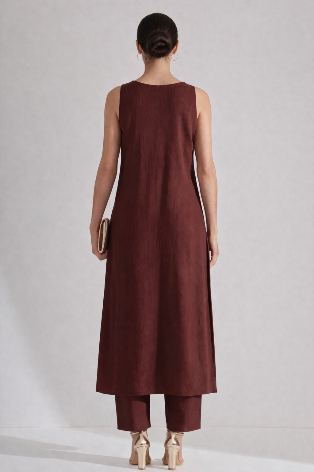 Maroon Solid Sleeveless Cotton Kurta for Women | A-Line V-Neck Kurta